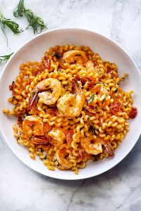 Shrimp-Pasta-with-Sun-Dried-Tomatoes-foodiecrush.com-16-1