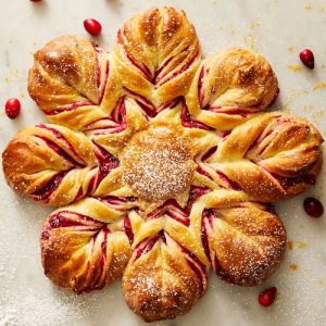 delish-221130-cranberry-orange-star-bread-0494-eb-1670339185