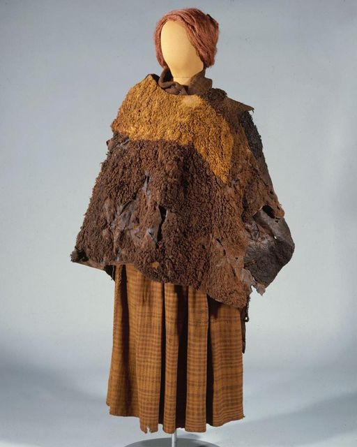 The Ancient Garments of the Huldremose Woman