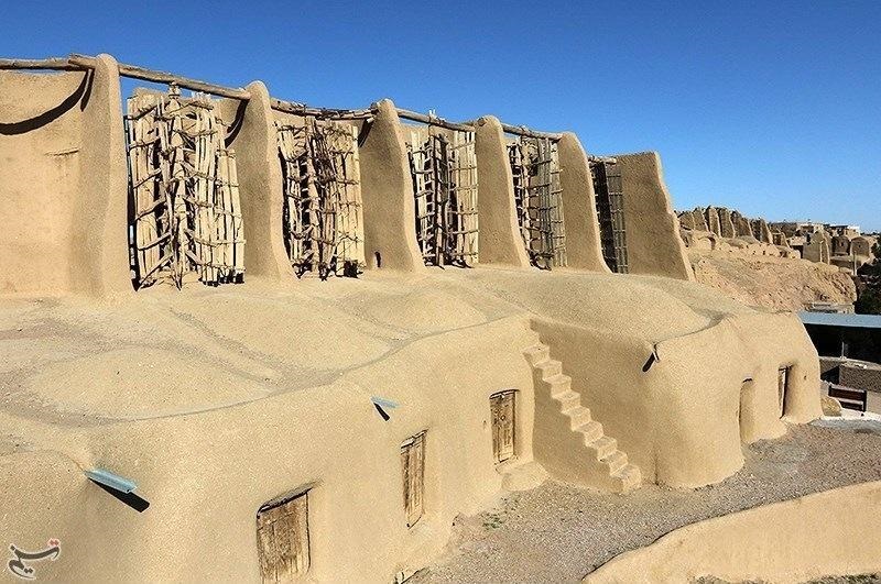 1.000 year old vertical windmill