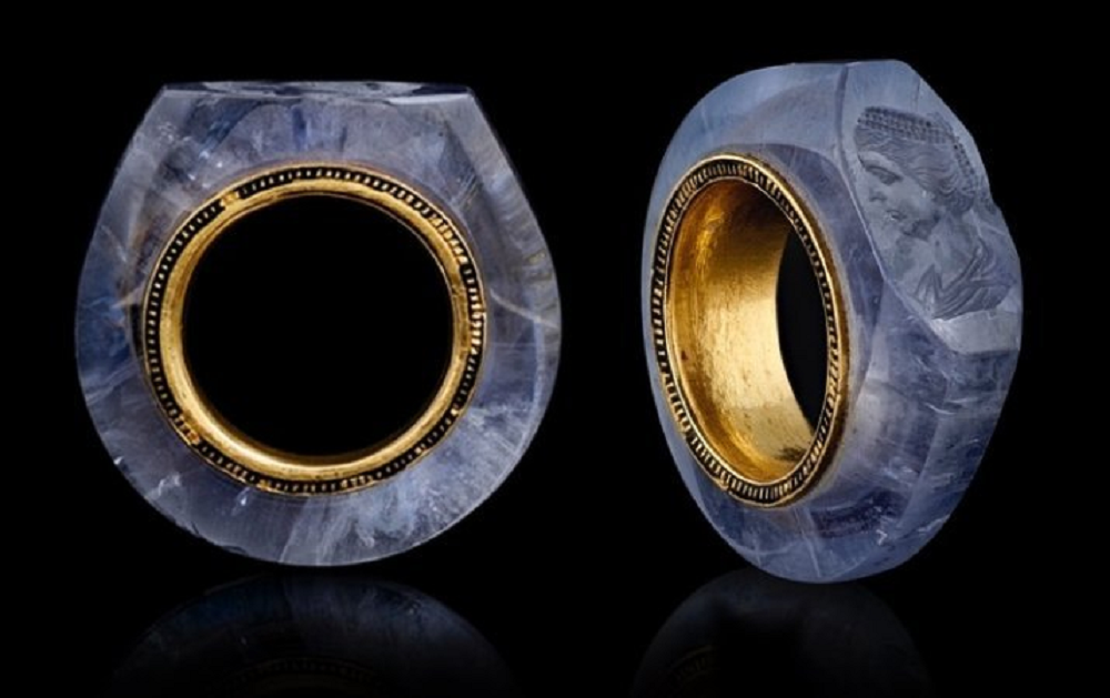 Caligula's Sapphire Ring