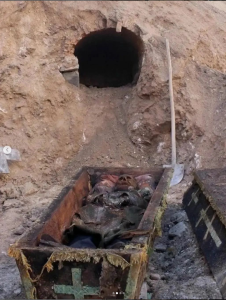 the Grave of   Russian Soldier in Turkey