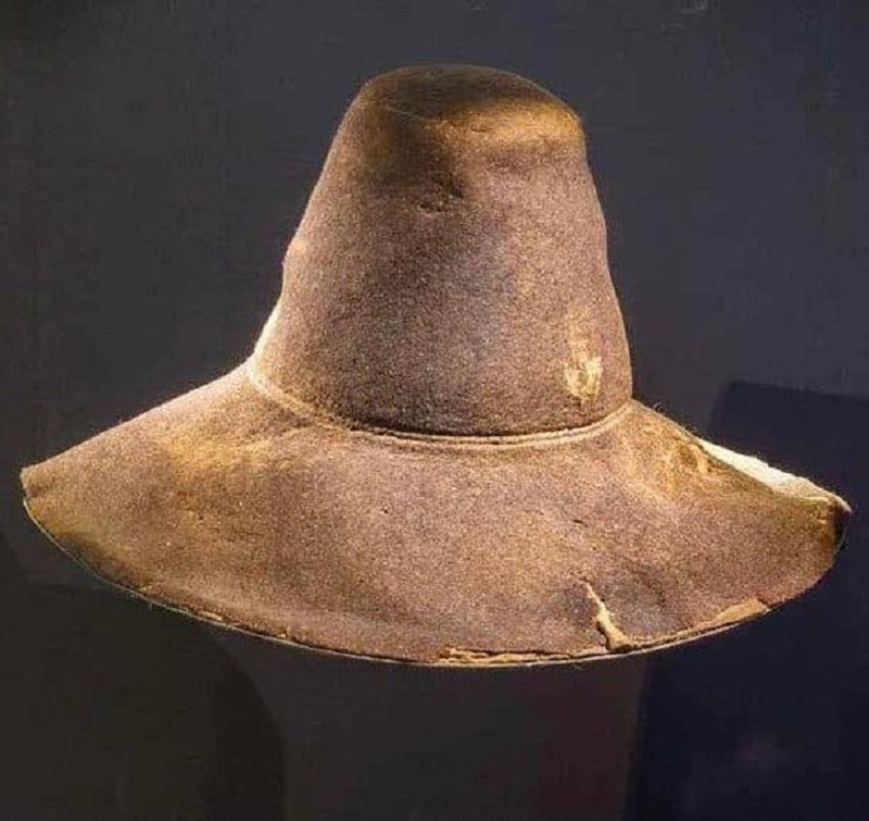 the A 600-year-old medieval hat from Lappvattnet