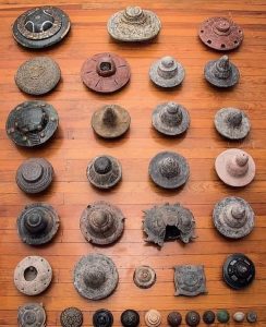 nhatle-many-disc-shaped-objects-like-this-have-been-found-from-ancient-times-could-it-be-just-a-random-coincidence-what-did-people-in-the-past-see-657597144d050